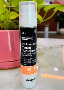 Derma Co Tinted Sunscreen SPF 60