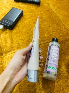 L&#39;Oreal face wash &amp; Love Beauty shampoo