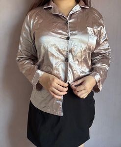 💕🌸Smooth Silk Top 🤎🤎