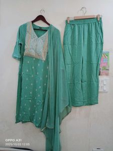Elegant Green Kurta Set