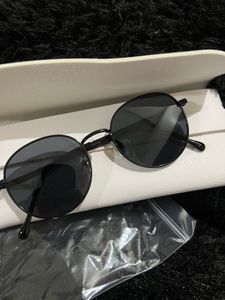 Round Black Sunglasses