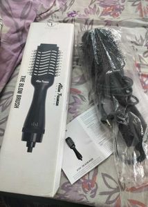 Alan Truman Blow Brush Styler