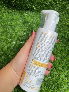 SUNSCREEN BODY LOTION 🧡