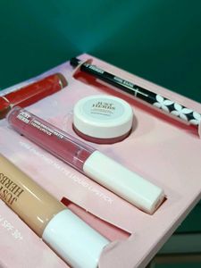 Just Herbs Makeup Kit