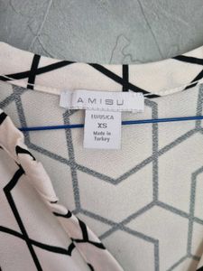 Semi Formal Sleeveless Top