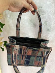 Vintage Handbag 🍀☘️