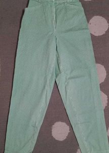 Green Gingham Cropped Pants