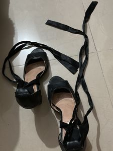 Long Ribbon Type Heels 👠