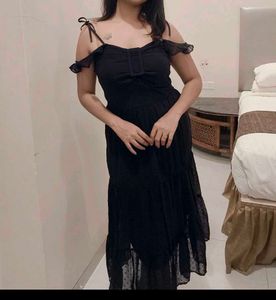 Black Off-Shoulder Midi Dress