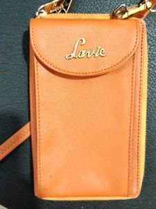 Brown Sling Bag For Women And Girls..