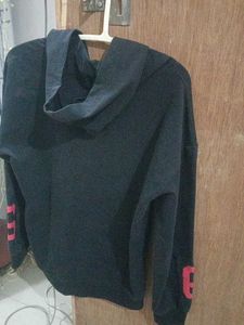 Smile Graphic Hoodie size M