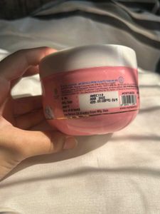 Mamaearth Beetroot Moisturizer
