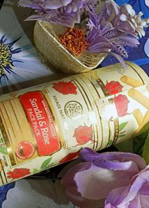 Khadi Natural Sandal &amp; Rose Face Pack