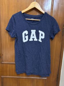 GAP Women’s Tshirt