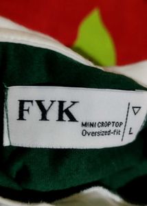 Yale University Graphic Tee