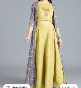 Crop With Skirt And Shrug