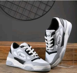 Ogiy Chunky Sneakers - Grey and White For Men