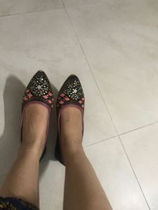 Embroidered Casual Shoes