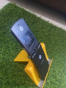 Motorola V3