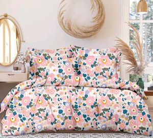 Beautiful Blossom Floral Print Bedsheet With Cover