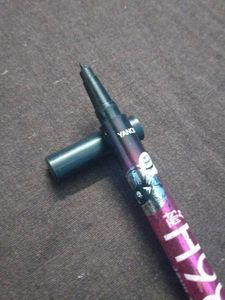 Dazller Makeup Bundle