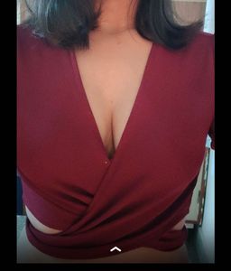 Burgundy tie Crop Top