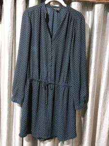 Navy blue polka dot dress  💙