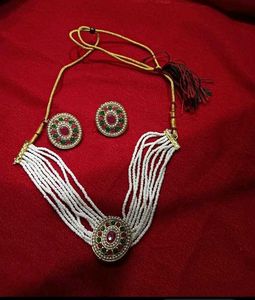 Vintage Style Necklace & Earring Set