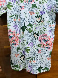 Floral Print Short Sleeve Top