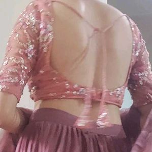 Aboli Lehenga
