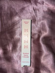 Miniso Bowknot Queen Concealer 💋😃