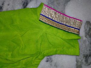 Parrot Green Festive Saree With Blouse