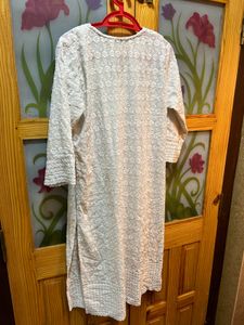 Premium White Chikankari Kurta (XXL)