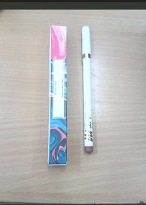 myglamm matte lipliner pencil