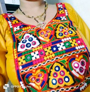 Embroidered Tunic Top