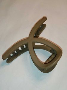 Claw Clutcher