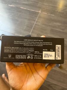 Lakme Absolute Facelift Palette