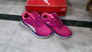 Puma Pink Sports Shoes