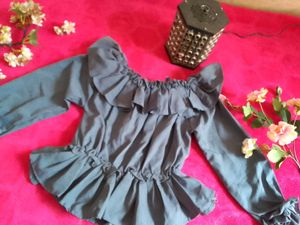 Ruffled Long Sleeve Top