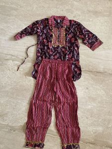 Floral  Kurta Set With Pants