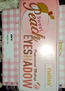 Sweet Peach Eyeshadow Palette