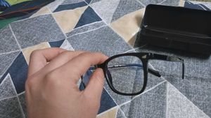 Plastic Square Frame