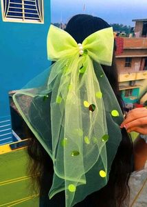 long teil bow hair clip
