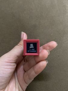 Maybelline Vynl Ink In Shade Saucy