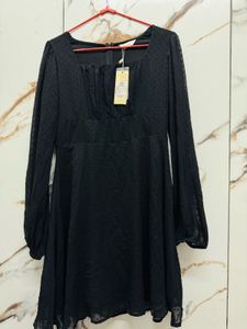 Elegant Black Mini Dress