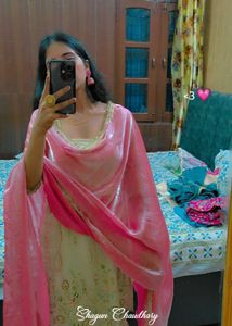 suit with pink dupatta