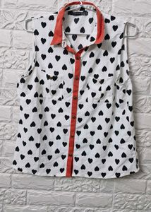 Heart Print Sleeveless Blouse