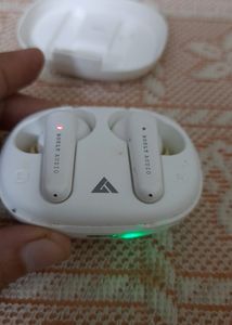 Boult Audio White