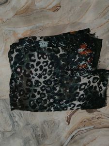 Stylish Animal Print Scarf