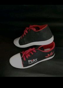 8 Pack Shoes